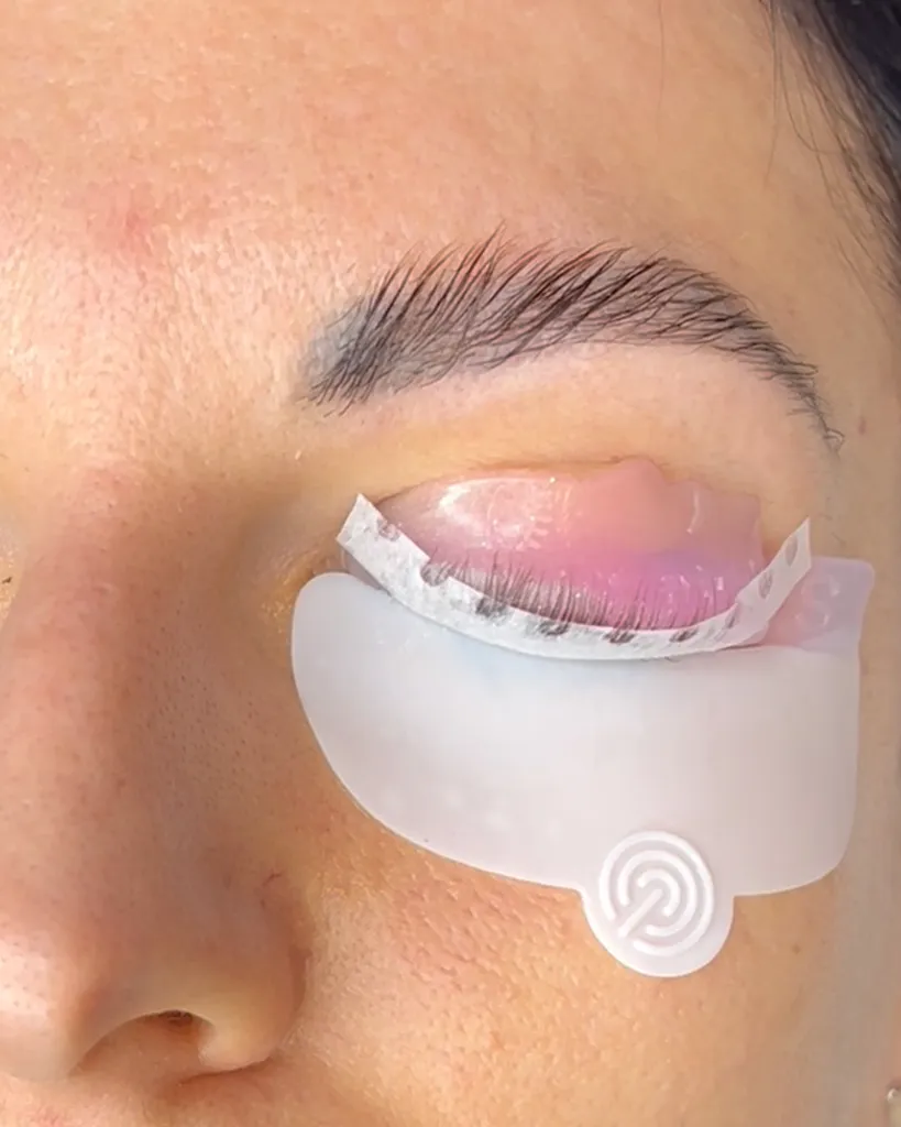 COMPENSATORI DI CARTA +modella.webp